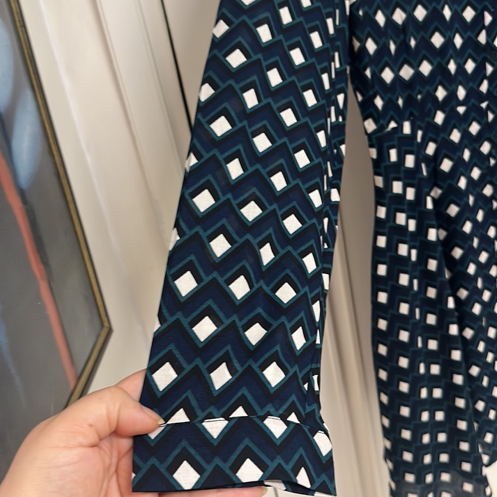 NWOT Zara Shirt dress with long sleeves in a smart , eye catching pattern! UK L! - Picture 10 of 13